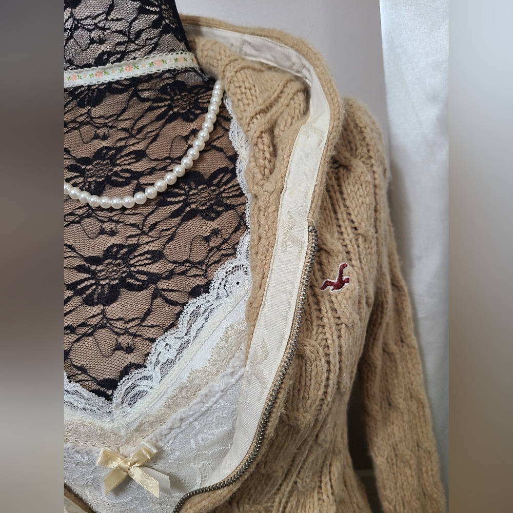 ♡ Y2K ♡ Hollister Tan Wool & Rabbit Hair Zip Down Hooded Babydoll Sweater 2000s - Picture 11 of 13